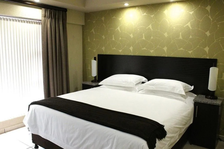 Desroches Hotel