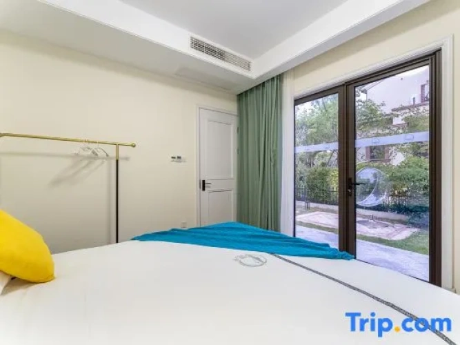 2 Bedrooms Villa with view