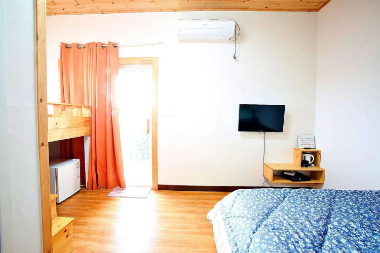 Jini Cottage