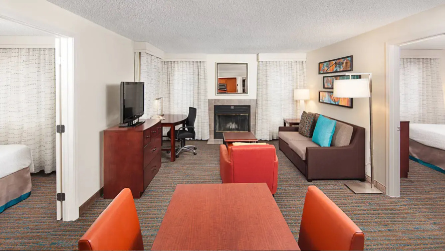 2 Bedrooms Suite