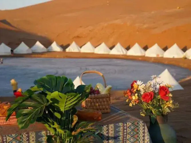 Zhongwei Daxing Night Desert Camp