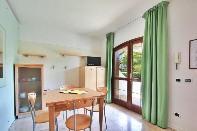 Studio with garden view