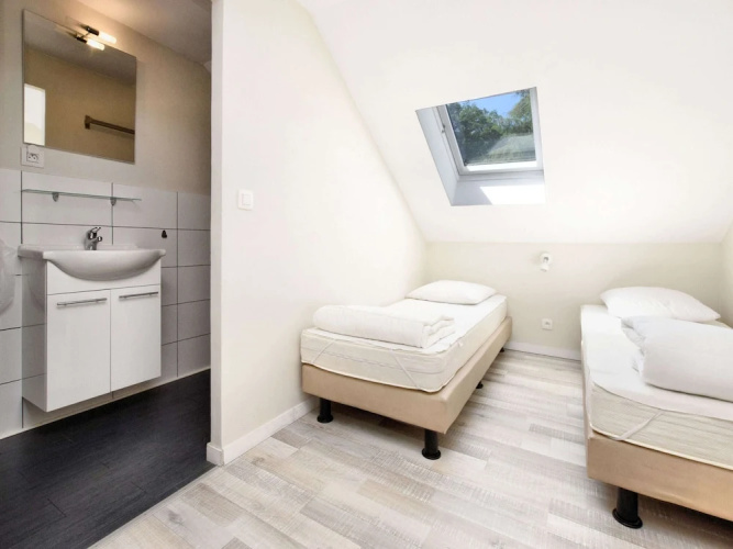 Fine Group House With Sauna Garden