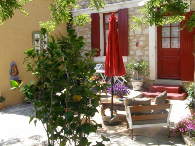 Standard Double room with garden view