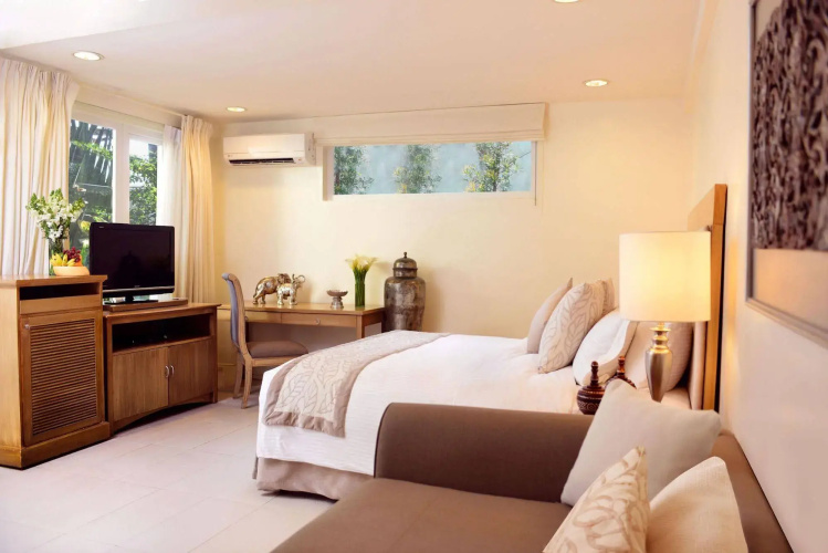 Discovery Country Suites