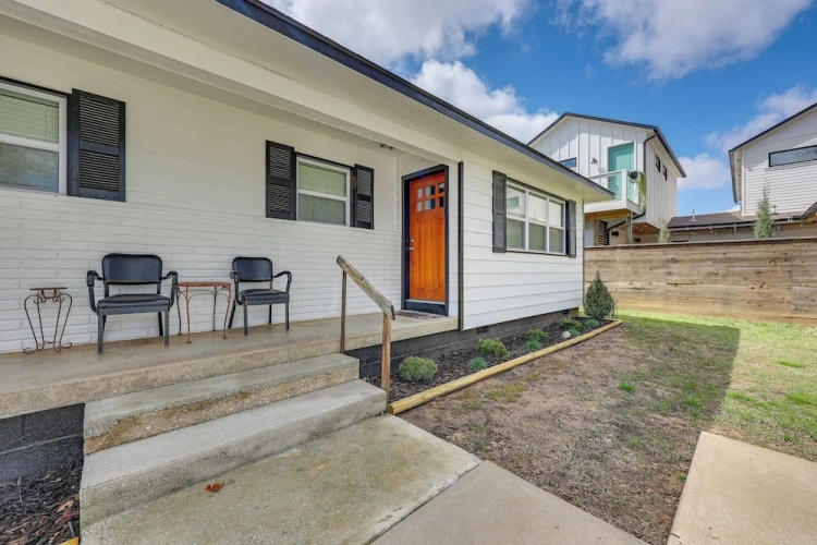 3 Bedrooms Cottage