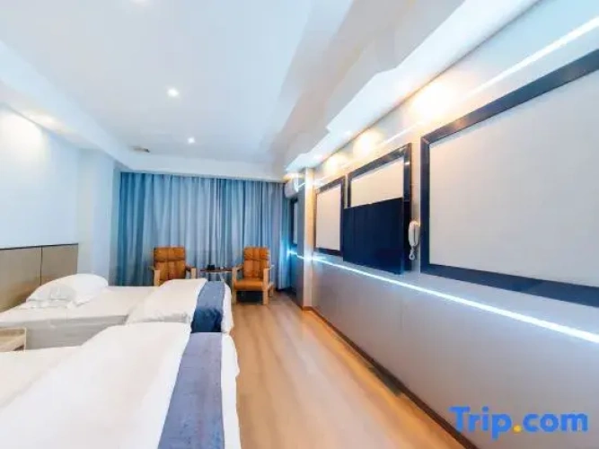 Standard Sextuple room