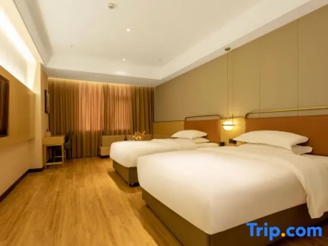 Premier room