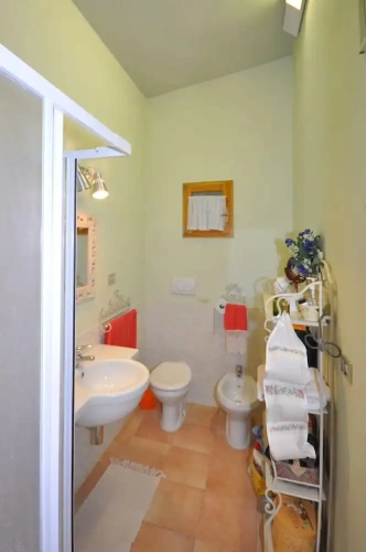 2 Bedrooms Cottage
