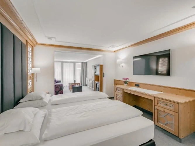 Suite with balcony