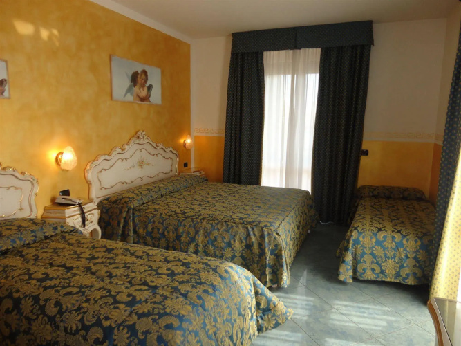 Hotel Confine