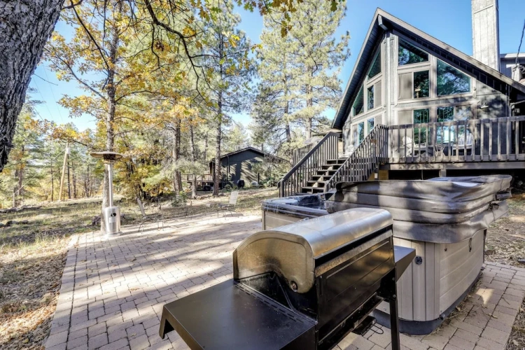 3 Bedrooms Cottage
