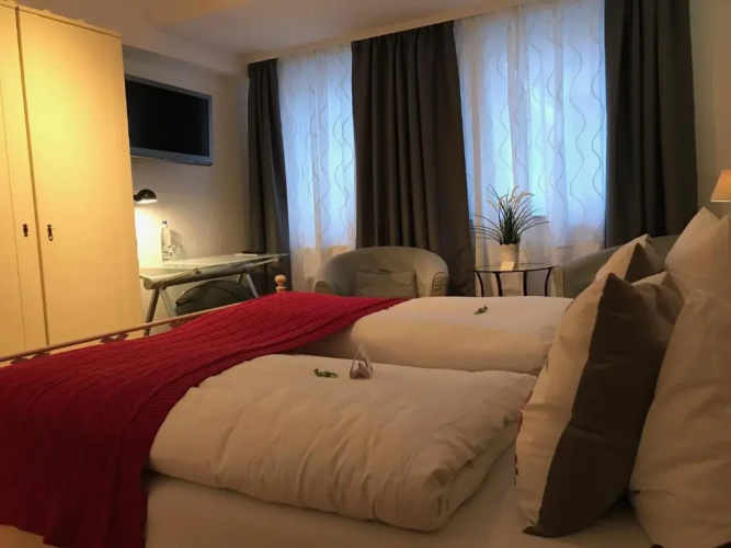 Flair Hotel Vier Jahreszeiten