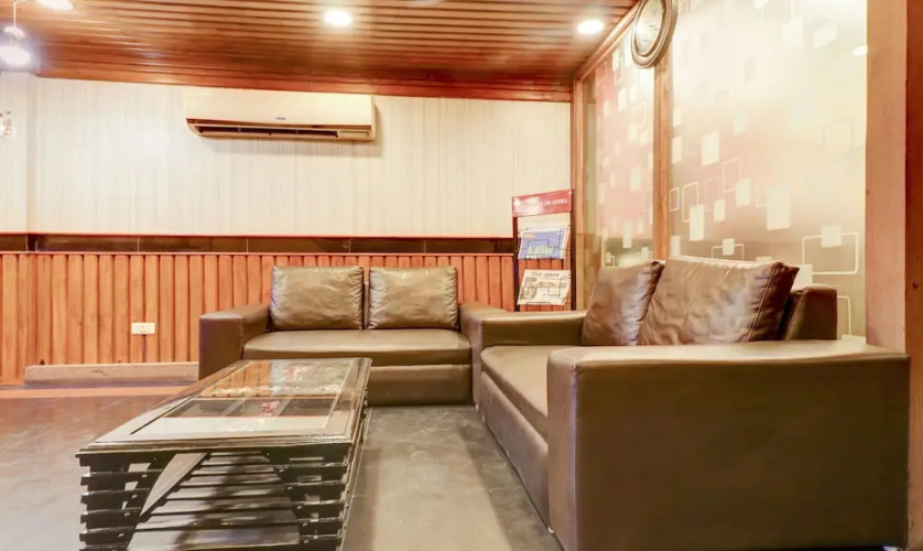 Treebo Calista, Patel Nagar