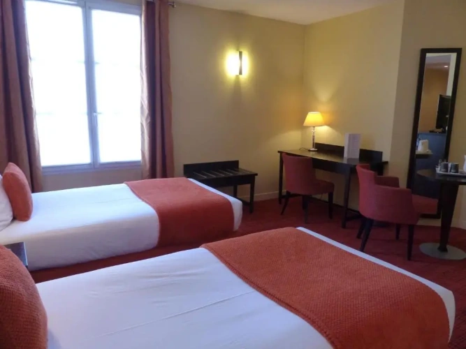 Standard Twin room