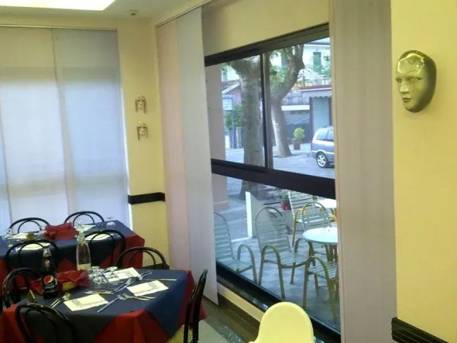 Vinsea Hotel