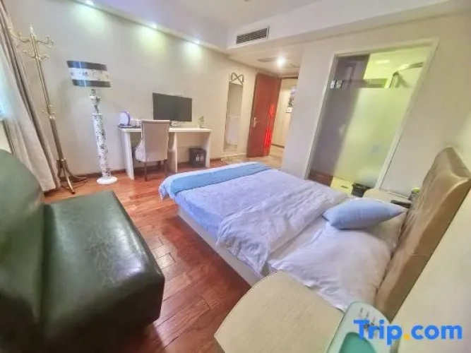 Business Triple room