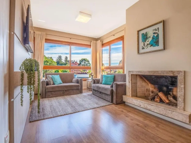 2 Bedrooms Apartment