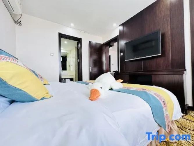 2 Bedrooms Triple Family Suite