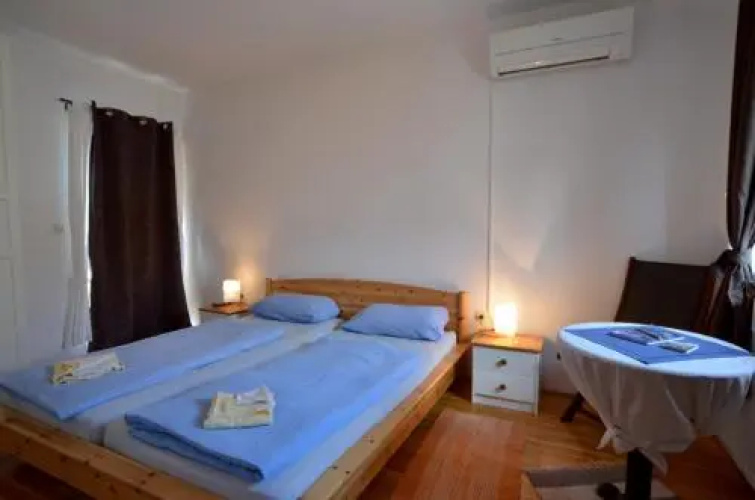 Apartment Akaju