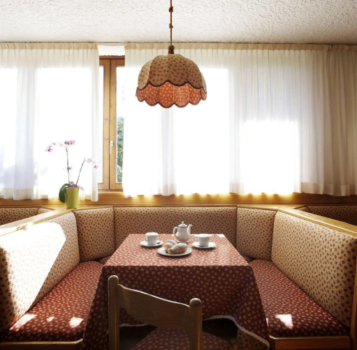 Hotel Alaska
