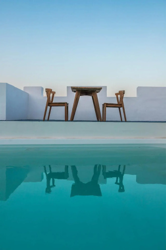 Voca Hotel & Suites