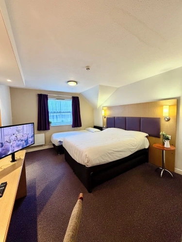 Premier Twin room