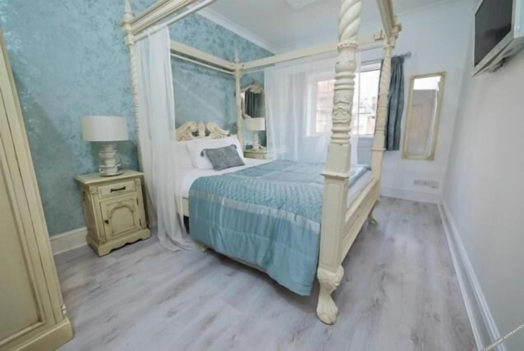 G Boutique HotelOver view