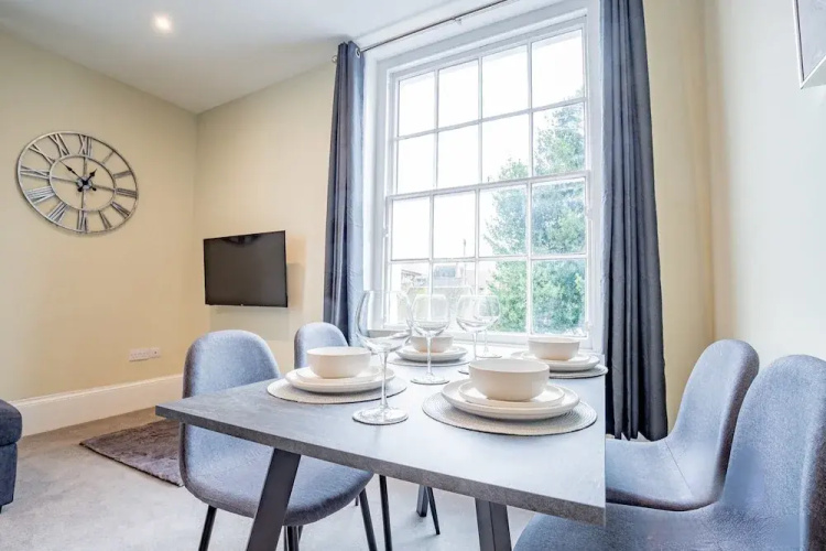 Host Stay Shaw Street Flat
