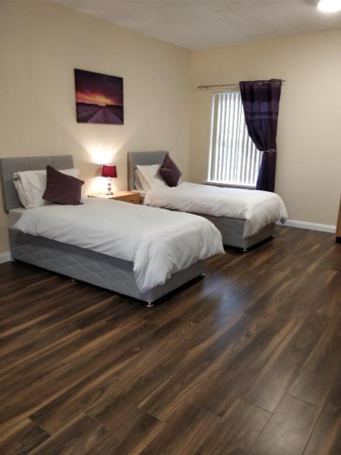 1 Bedroom Apartment