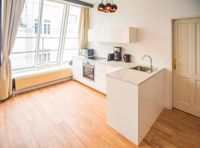 2 Bedrooms Apartment