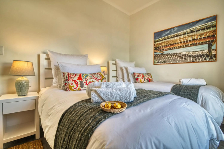 Amia House Struisbaai