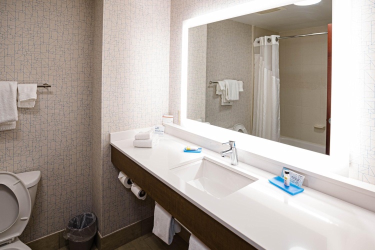 Quadruple Suite