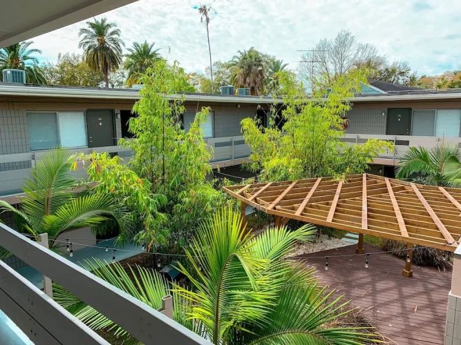 Double Apartment with courtyard view