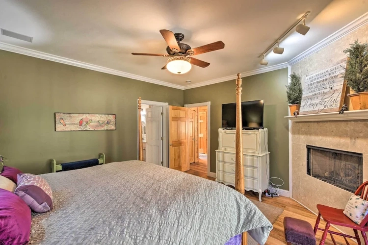 5 Bedrooms Cottage with balcony