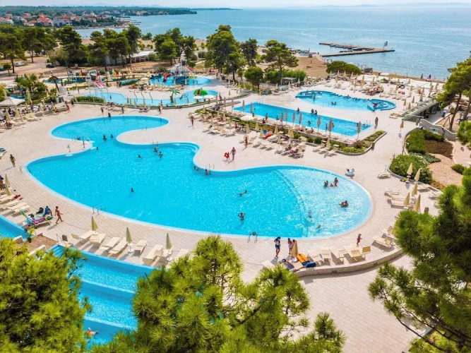 Zaton Apartment Near Sea Beach