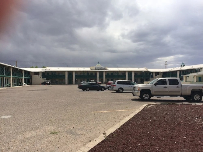 Desert Sands Motel