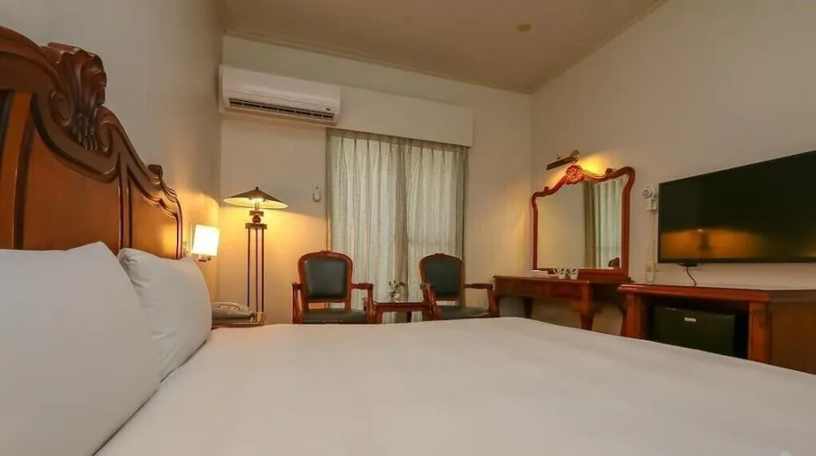 Spring Hot Spring Inn(宜蘭礁溪春湯溫泉飯店)