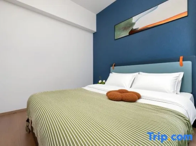 1 Bedroom Deluxe Suite