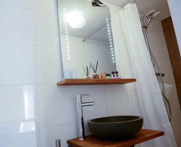 Standard Twin room with balcony