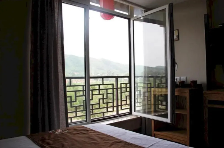 Yunshe Inn