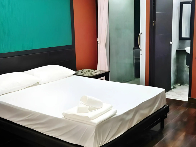 339 Hotels & Resort