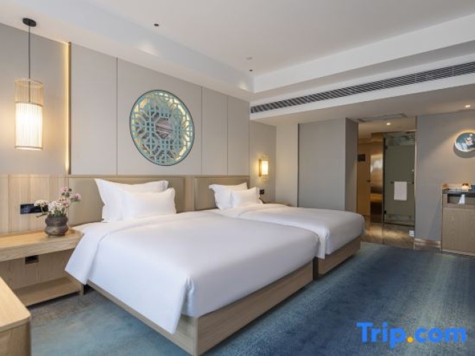 Standard Sextuple room