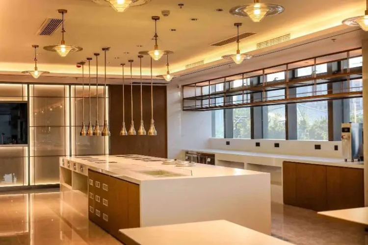 Howard Johnson Optics Valley Residence Wuhan