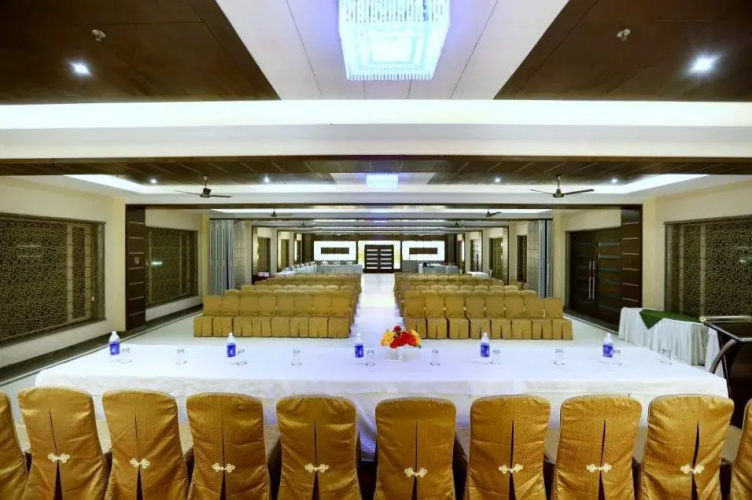 Brijwasi Lands Inn