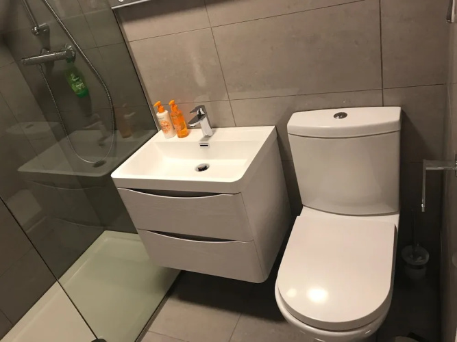 1 Bedroom River Side Flat
