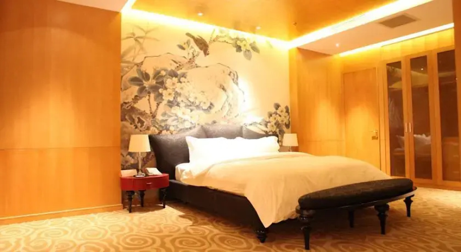 Sun Town Hotspring Resort