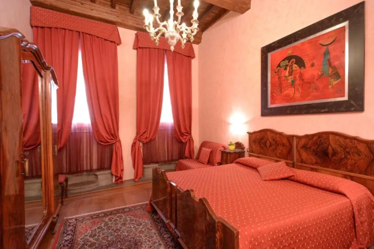 Deluxe Triple room