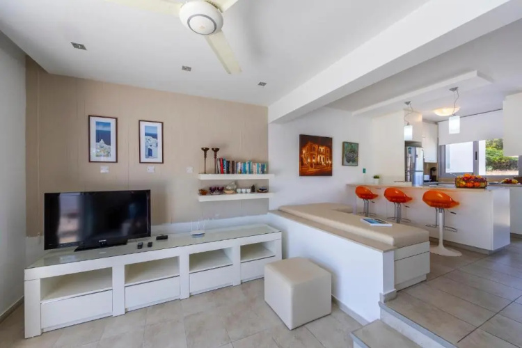 Azure Luxury Pool Villa