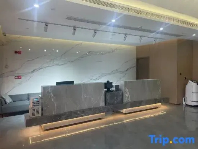 Ouyue Mingting Hotel